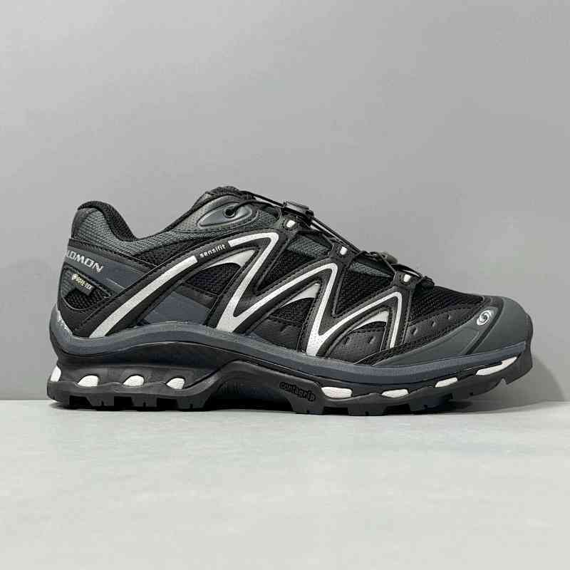 BK版本 XT-Q 绿X 黑色无孔474294 SALOMON萨洛蒙 XT-Quest GTX 圆头百搭 减震耐磨防水防滑 低帮 登山徒步鞋 男女同款 黑色乌木色金属银