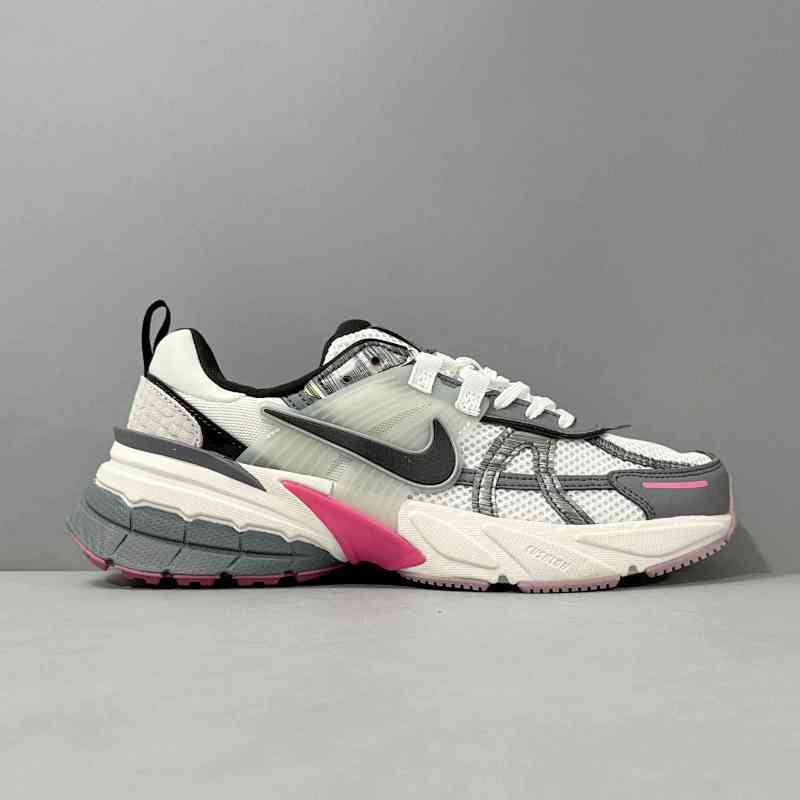 JD版本 白灰粉FZ5061-100 耐克Nike V2K Run 轻便耐磨时尚亮色舒适织物皮革减震防滑耐磨低帮休闲跑步鞋 男女鞋
