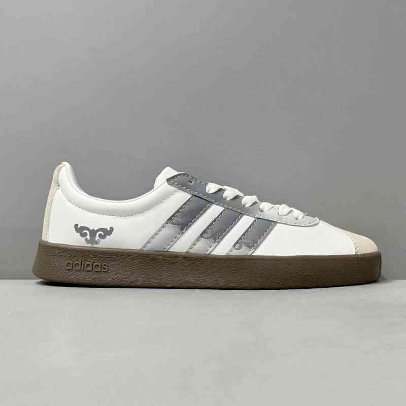 NEO罗浮宫ID6015 定制球鞋】阿迪达斯三叶草 adidas neo Vl Court 罗浮宫 考拉制造 格雷系 雕花 渐变 防滑 低帮 板鞋 男女同款灰白
