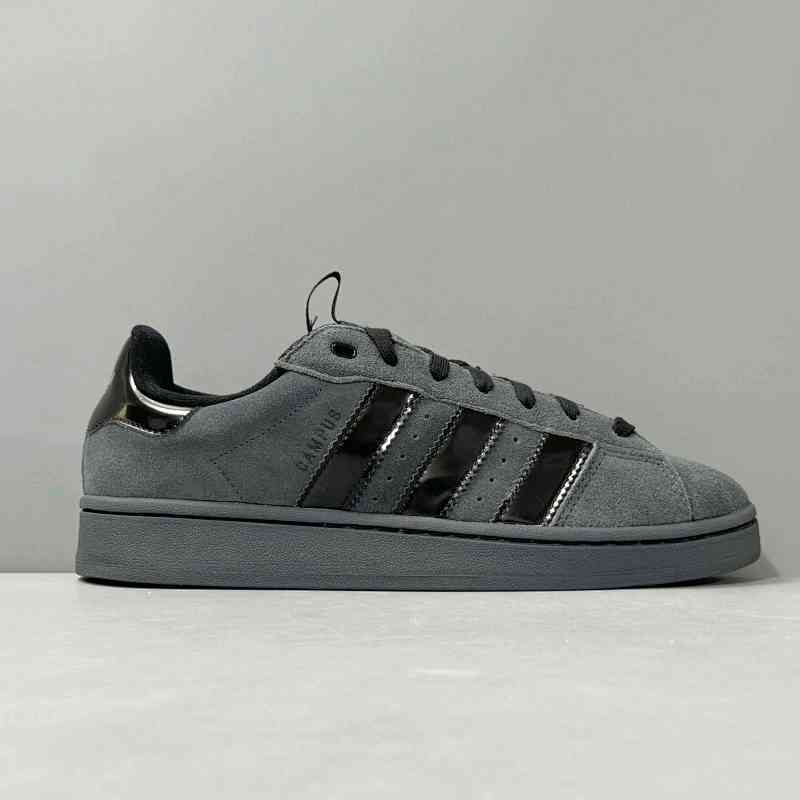 V版顶级 炭黑HQ9072 阿迪达斯三叶草Adidas Originals Campus 00s 防滑耐磨轻便低帮板鞋 男女款 头层麂皮