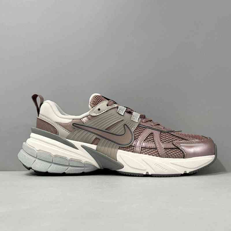 PP版本 棕红灰FD0736-200 耐克Nike V2K Run 轻便耐磨时尚亮色舒适织物皮革减震防滑耐磨低帮休闲跑步鞋 男女鞋