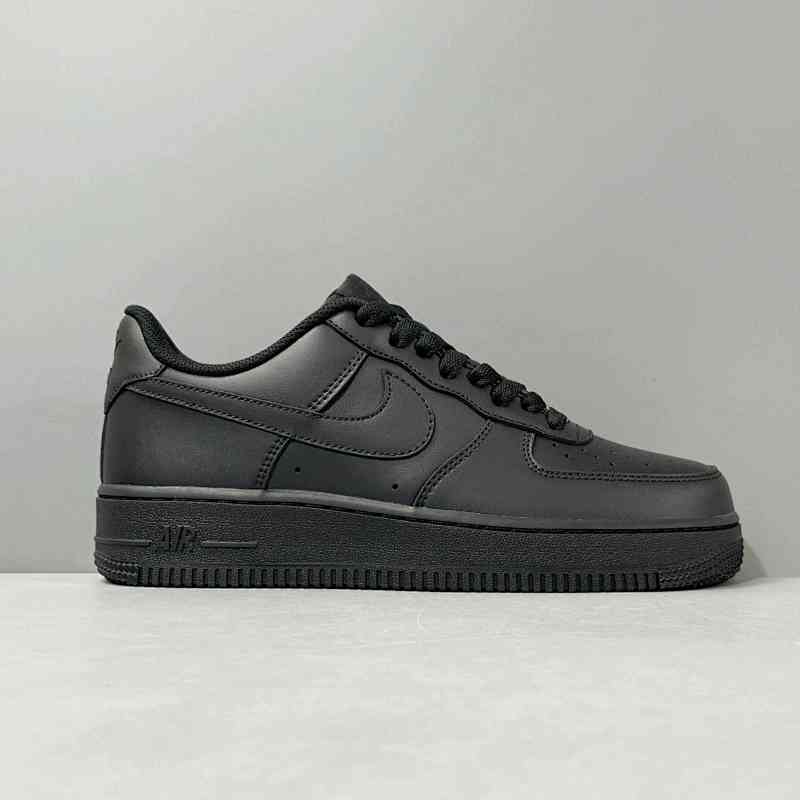 PP版本 黑武士CW2288-001 Nike Air Force 1 07 黑武士 皮革 复古 包裹性保暖防滑耐磨 低帮 板鞋 男女同款 黑