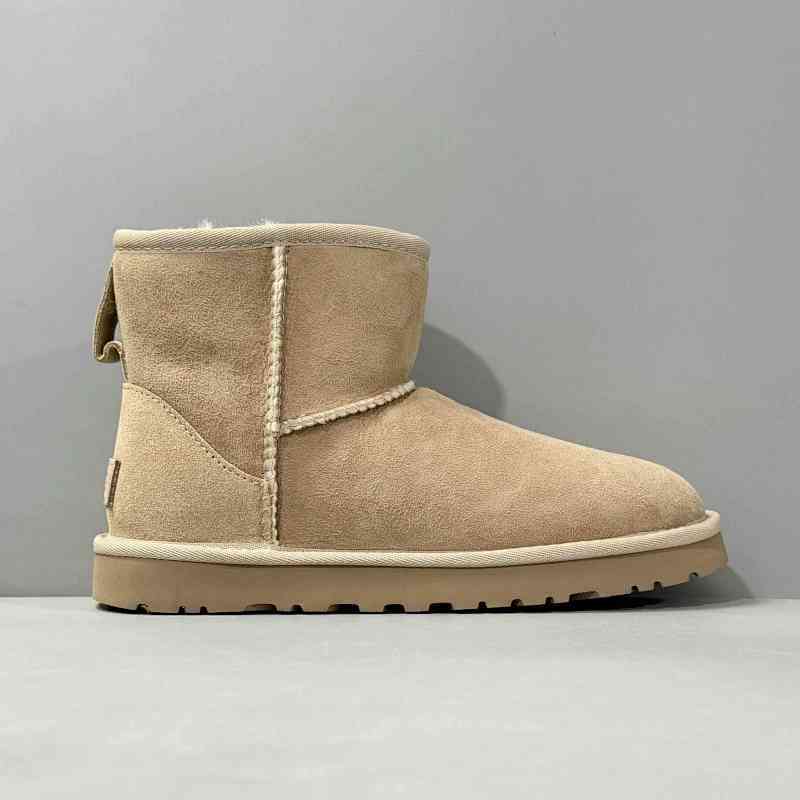 LZ版本 经典短筒-沙色1016222-SAN UGG CLASSIC MINIII 绒面羊皮 保暖防滑包裹性舒适潮流 短中筒 雪地靴 女款 沙色