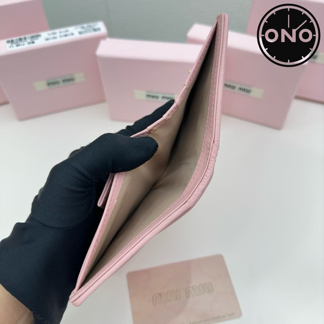 miumiu_wallet_6_7.jpg