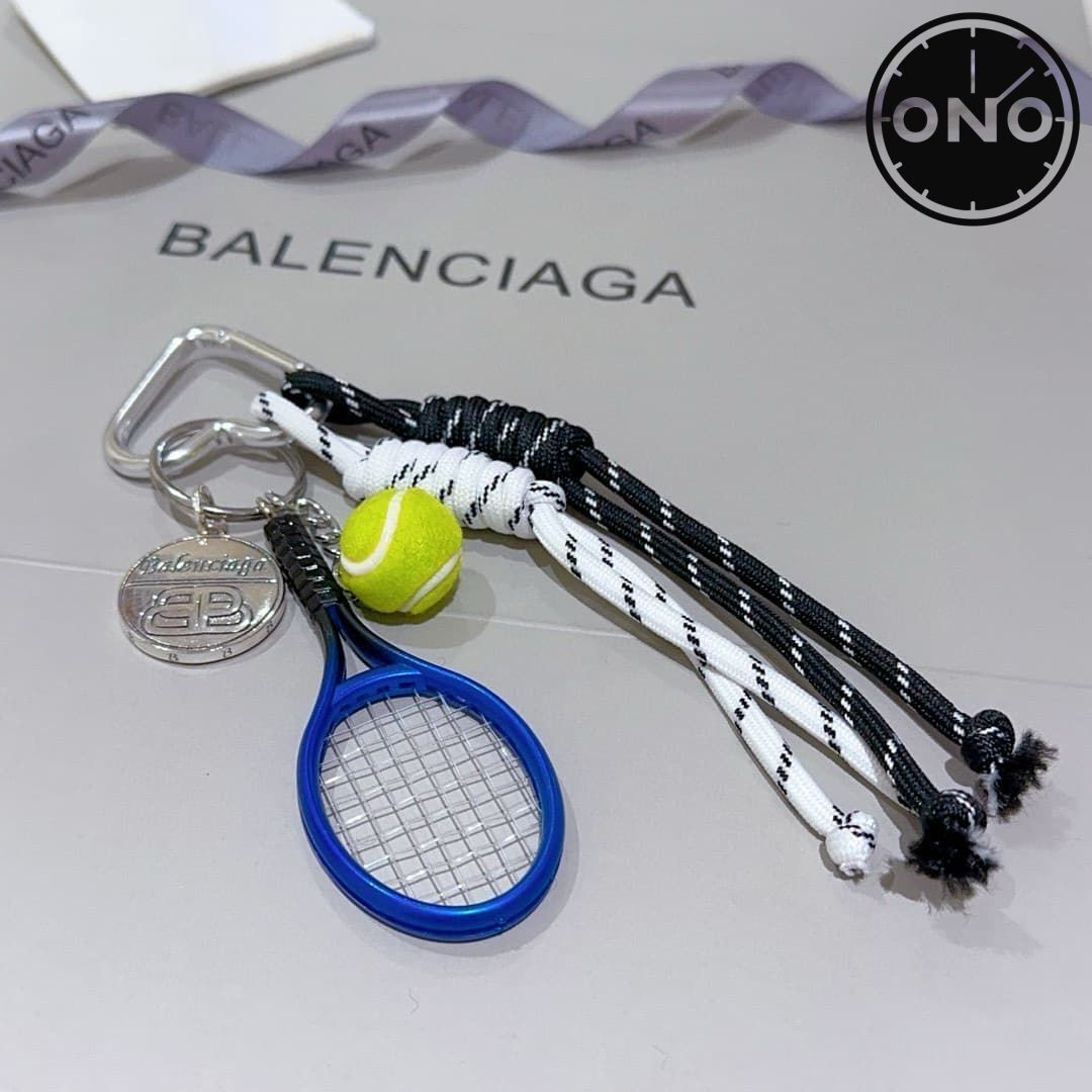 balenciaga-clasp_91_3.jpg