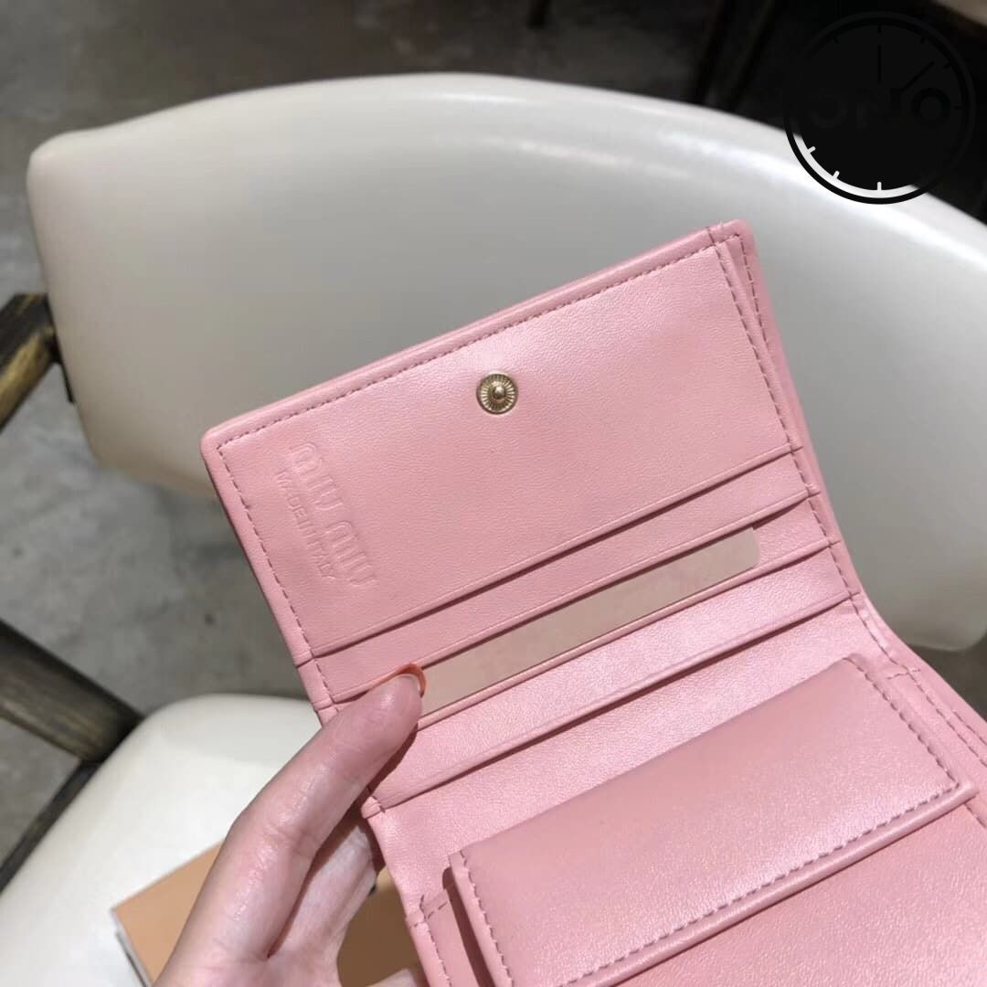 miumiu_wallet_15_6.jpg