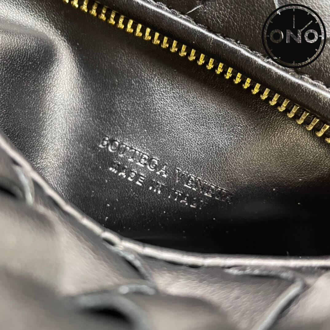 bottega_veneta_women_29_7.jpg