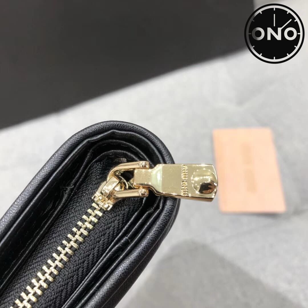 miumiu_wallet_35_8.jpg
