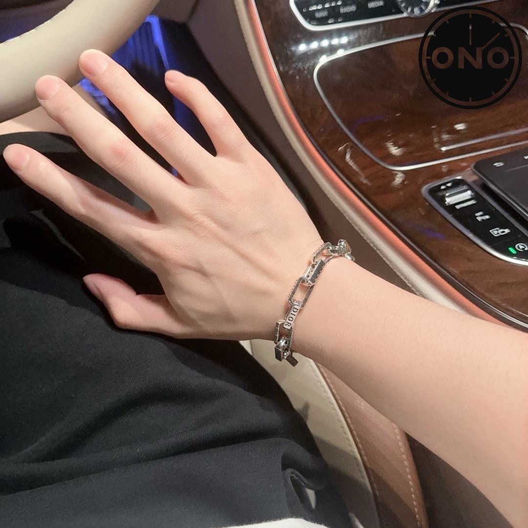 dior-bracelet_70_3.jpg