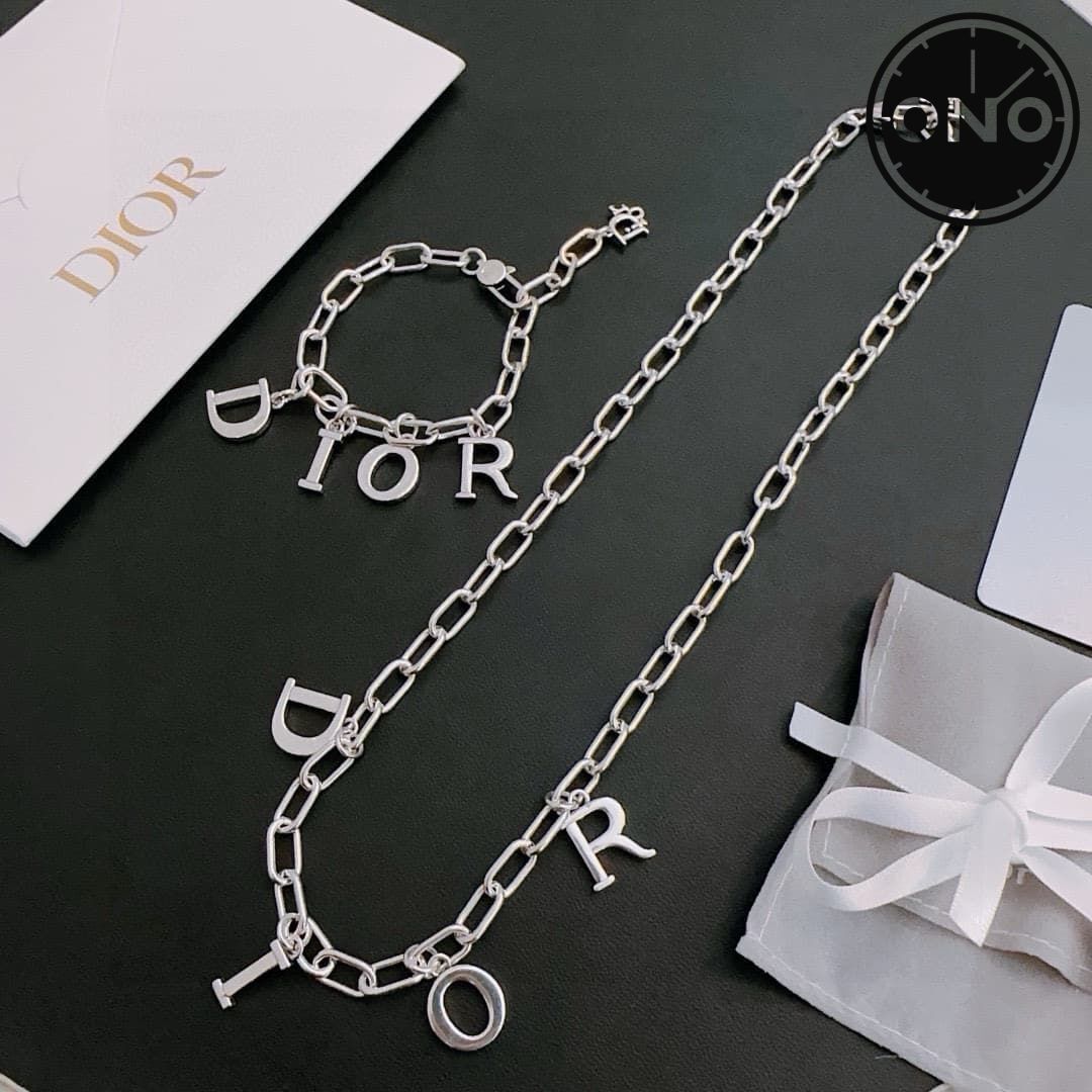 dior-necklace_34_8.jpg