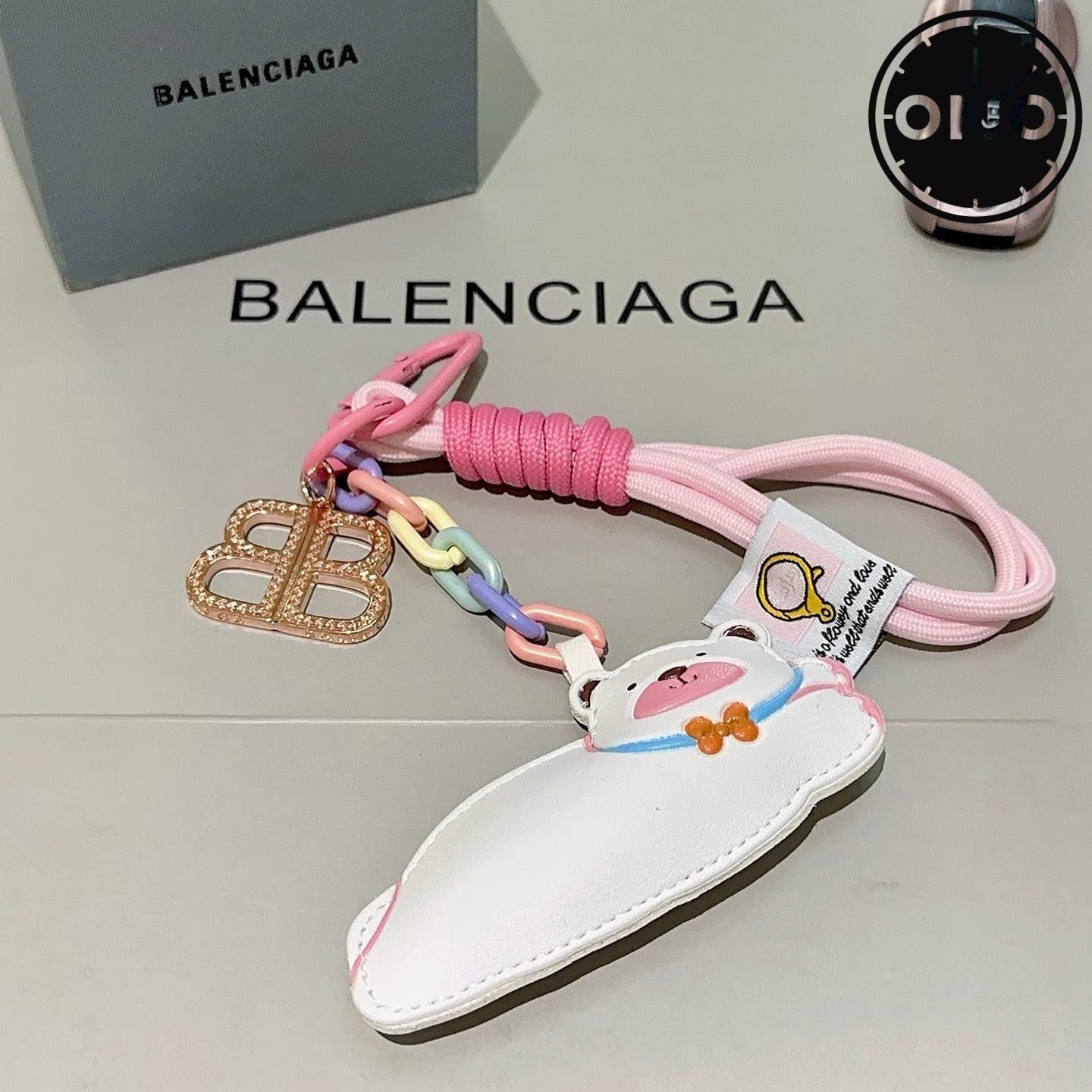 balenciaga-clasp_7_5.jpg