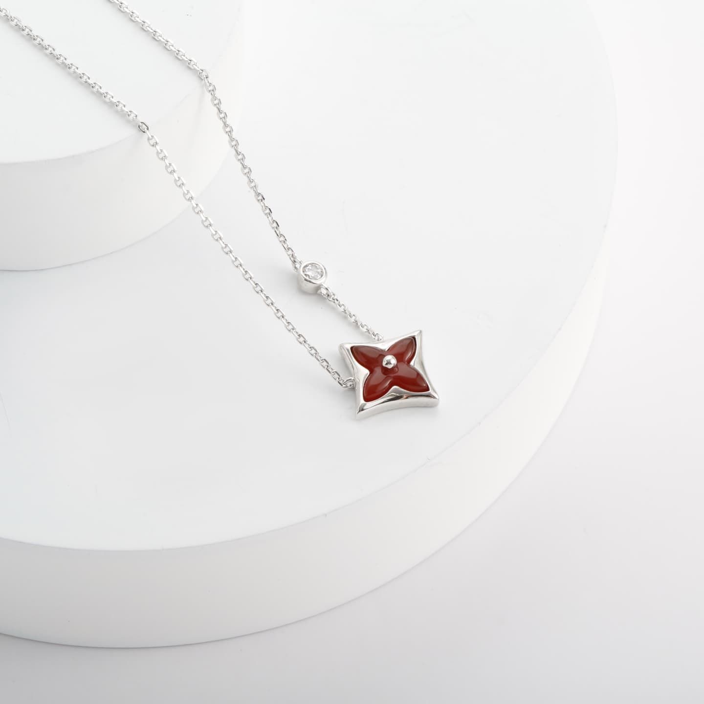 lv-necklace_36_2.jpg