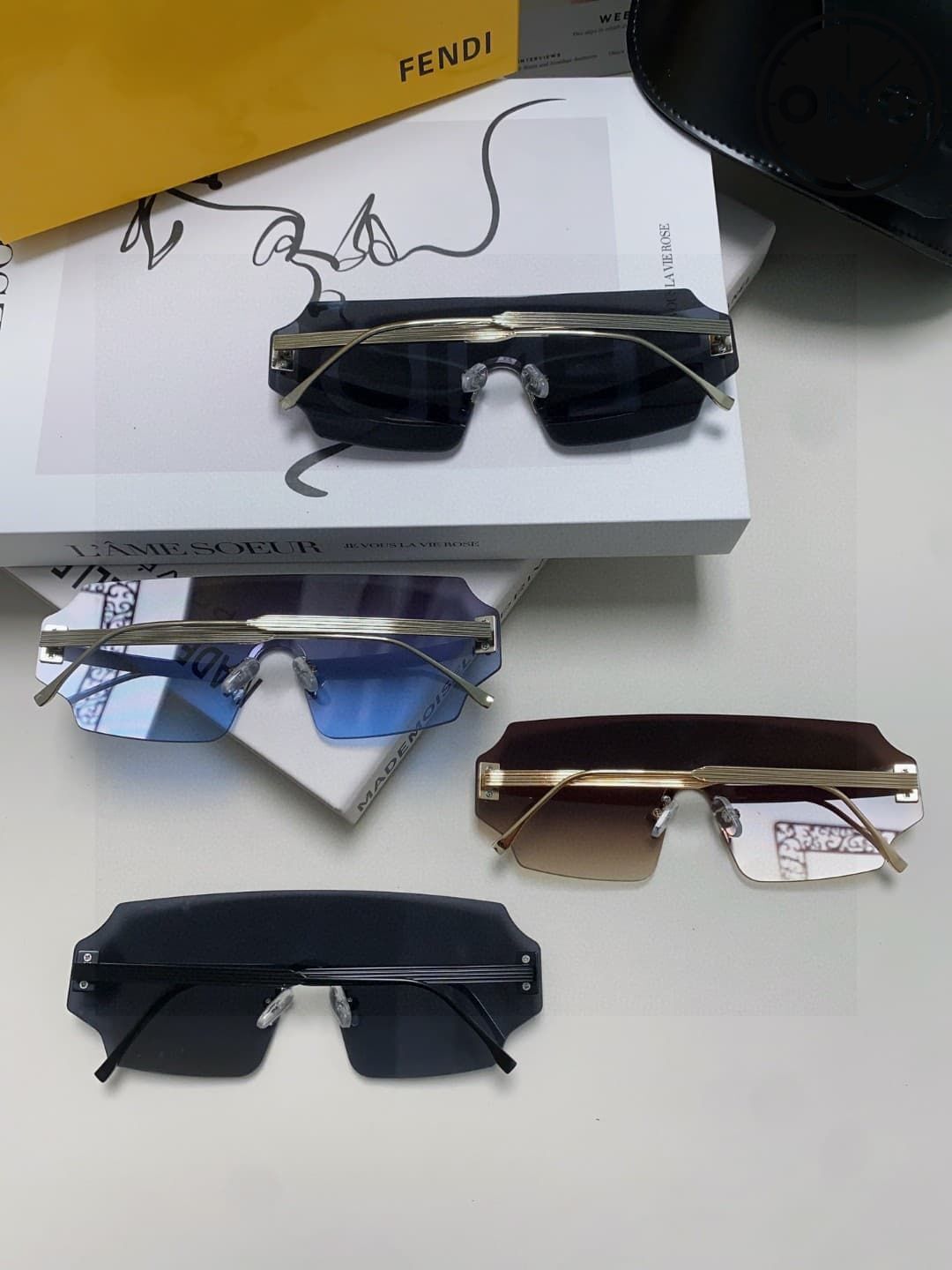 fendi-glasses_41_8.jpg