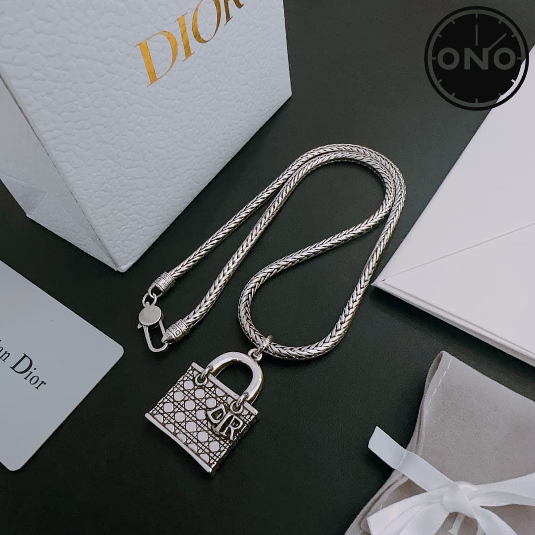 dior-necklace_95_6.jpg