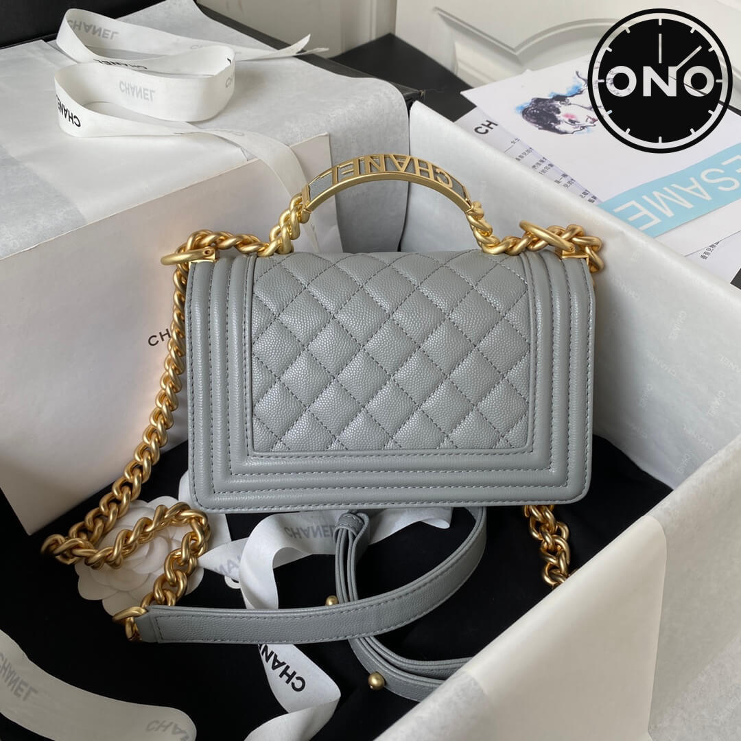 chanel_women_74_1.jpg