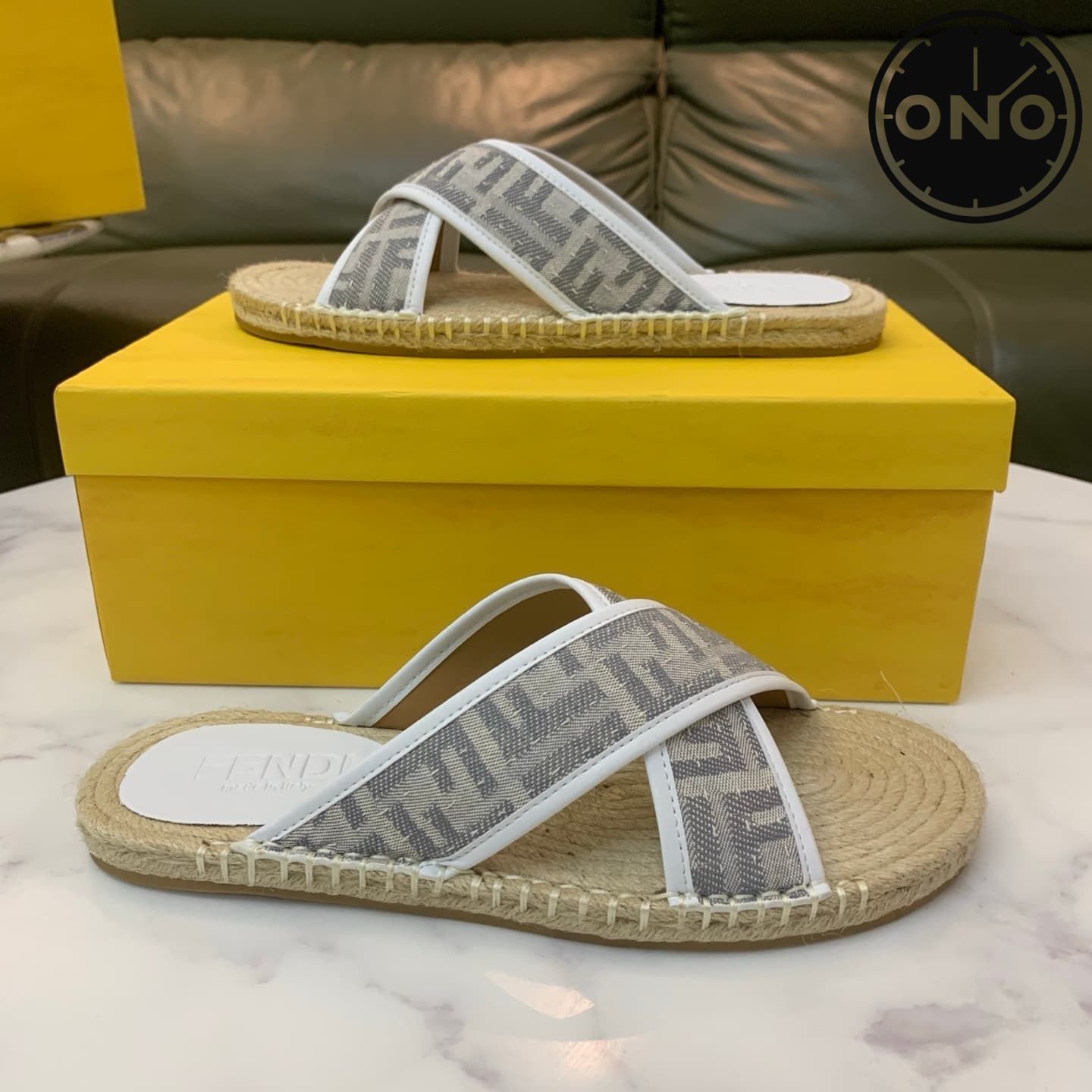 fendi-slippers_13_8.jpg