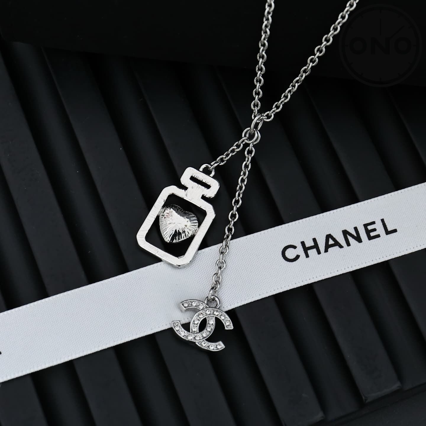chanel-necklace_33_4.jpg