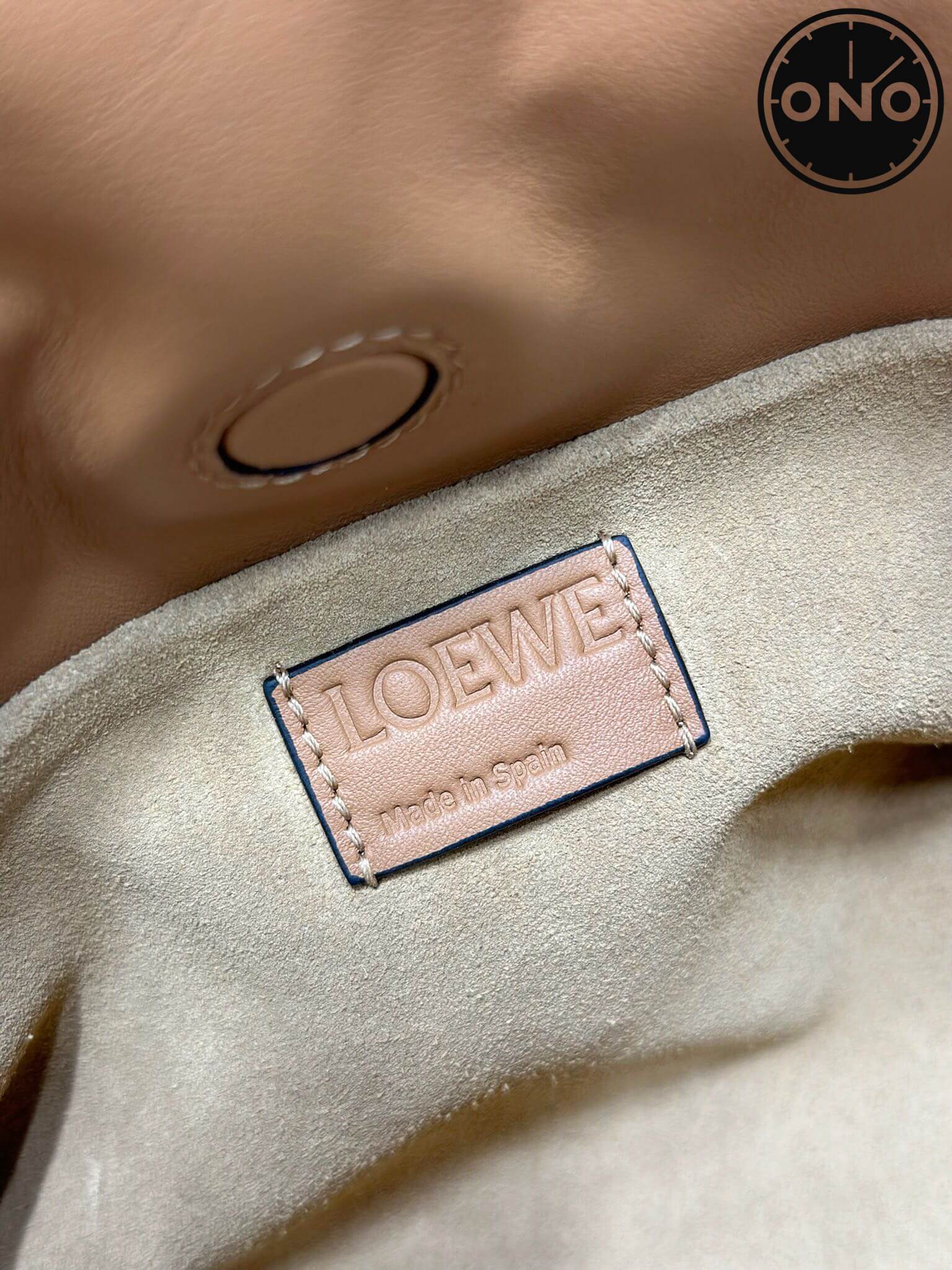loewe_women_35_8.jpg