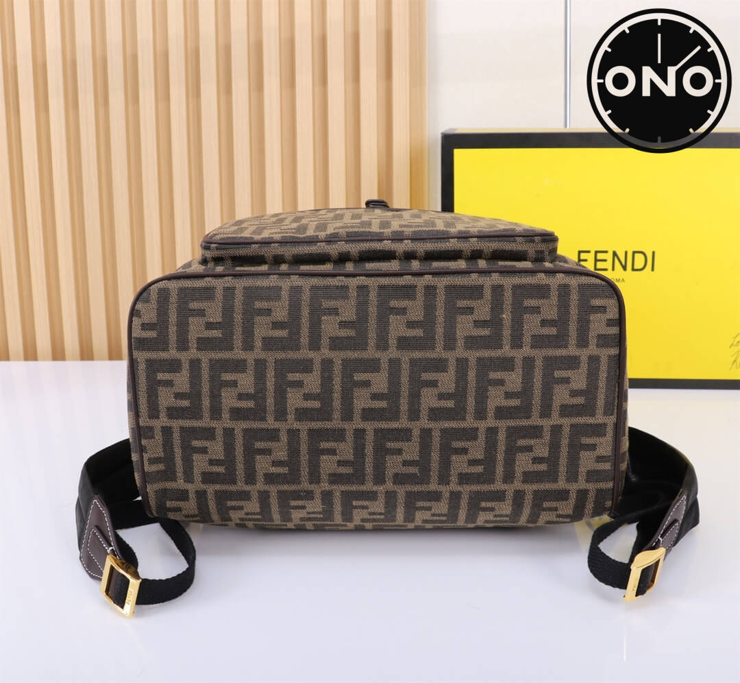 fendi_women_28_3.jpg