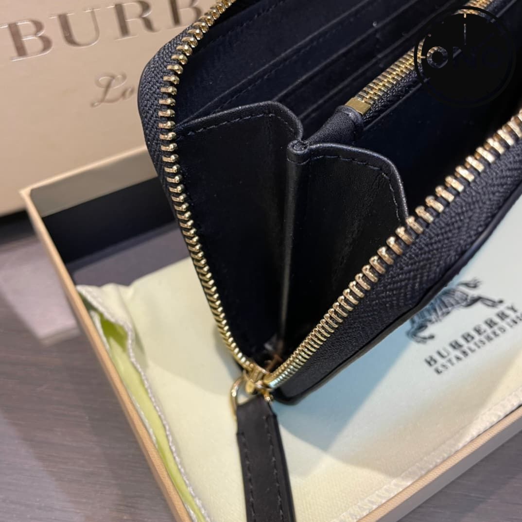 burberry-wallet_12_6.jpg