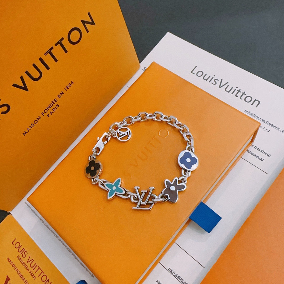 lv-bracelet_6_7.jpg