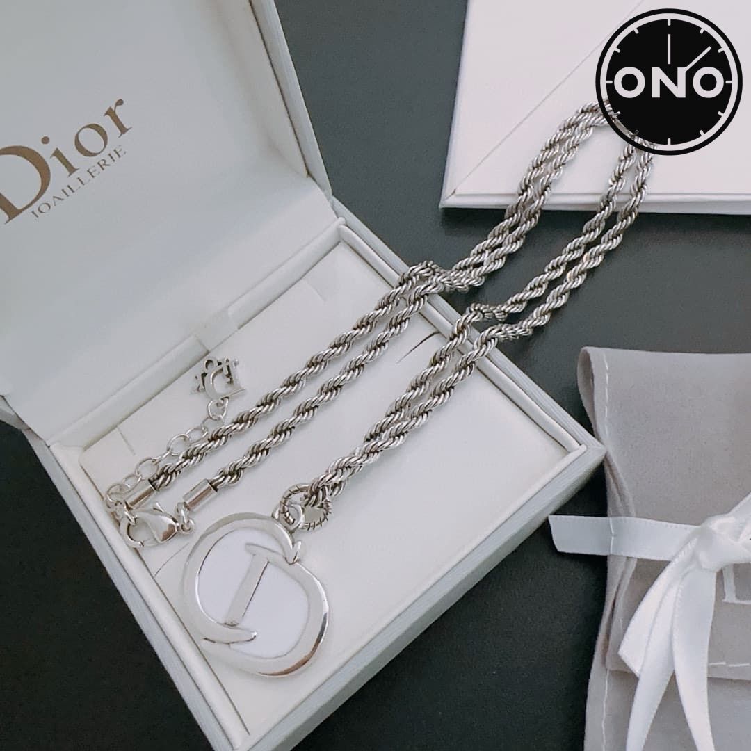 dior-necklace_88_1.jpg