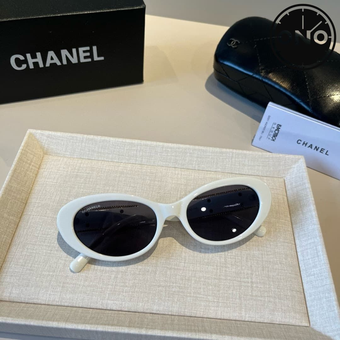 chanel-glasses_90_9.jpg