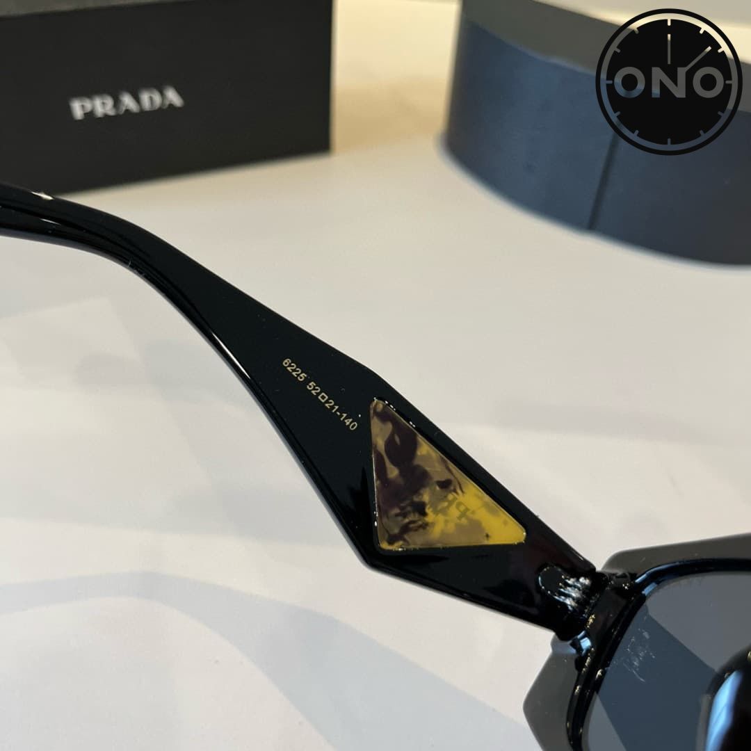 prada-glasses_21_9.jpg