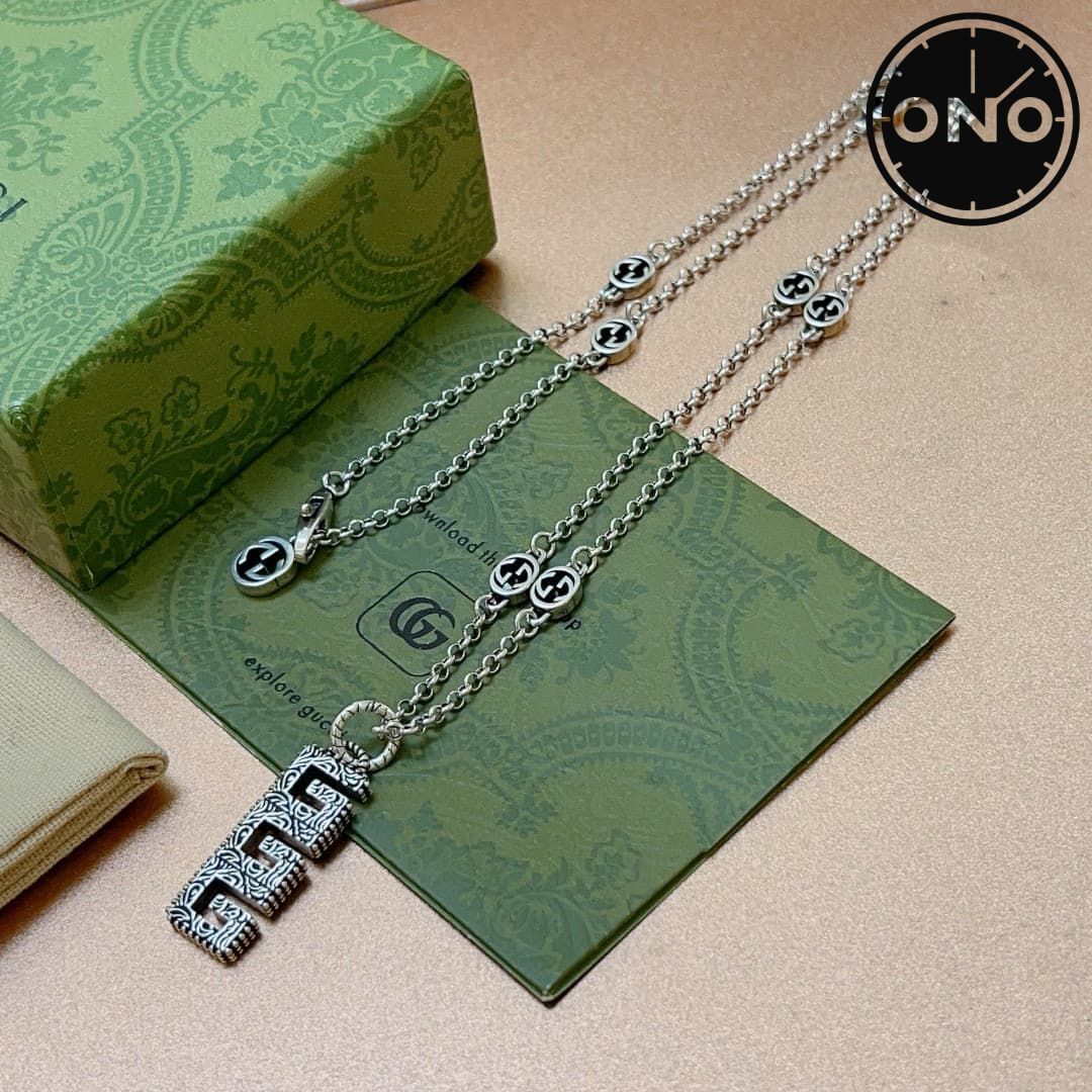 gucci-necklace_136_3.jpg