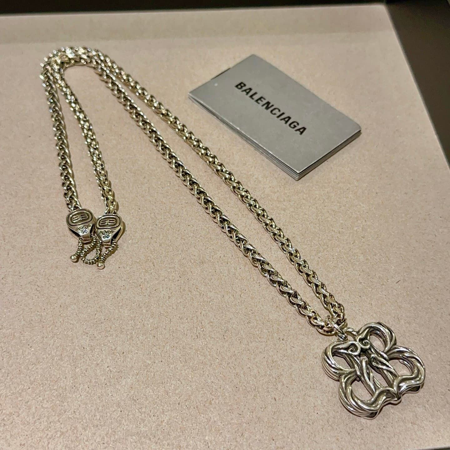 balenciaga-necklace_43_5.jpg
