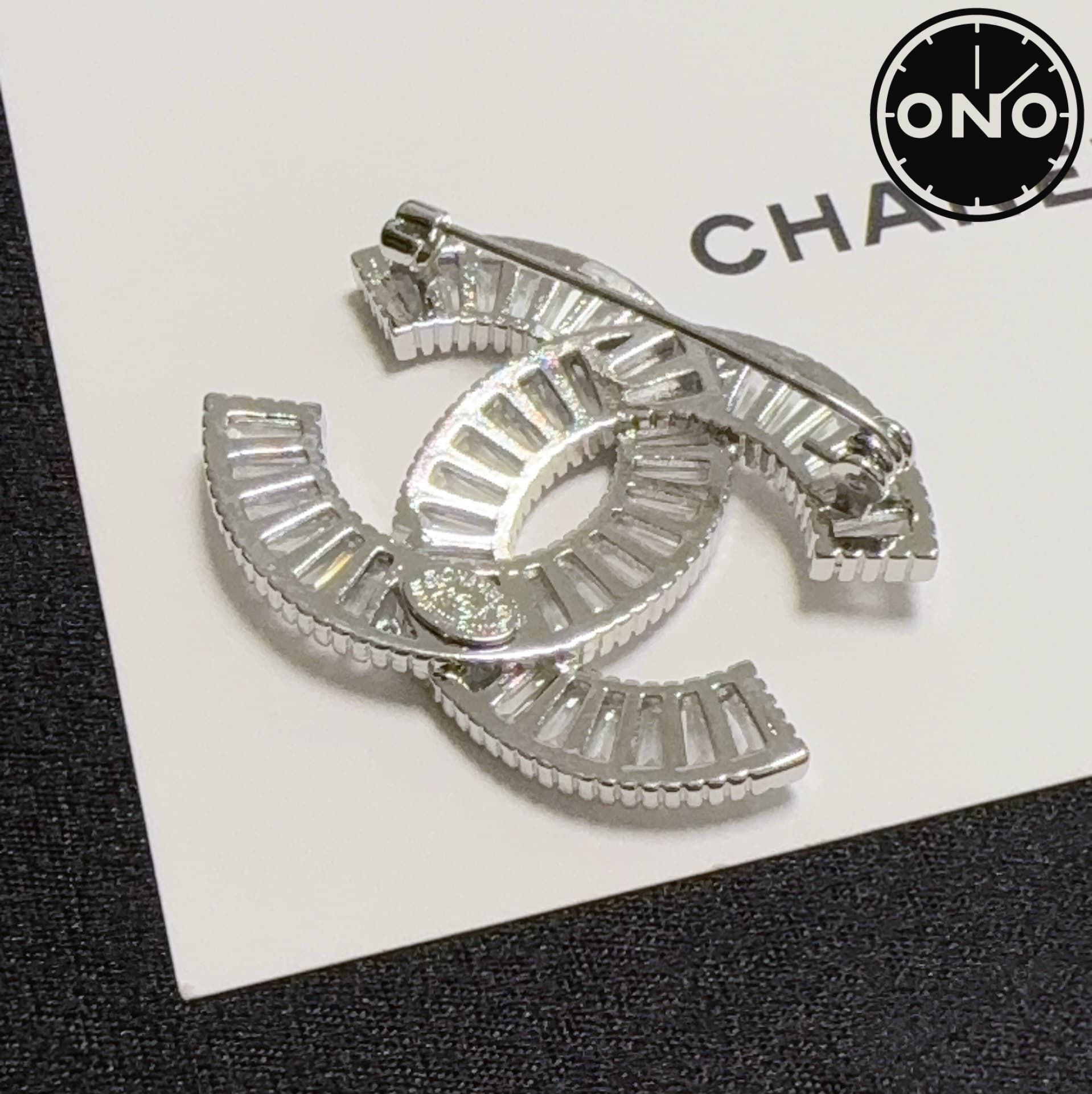 chanel-brooch_8_4.jpg