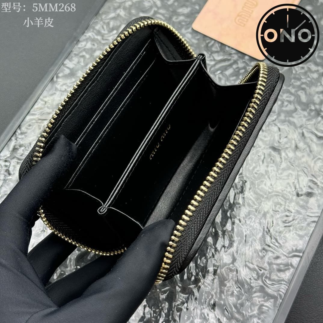 miumiu_wallet_27_7.jpg