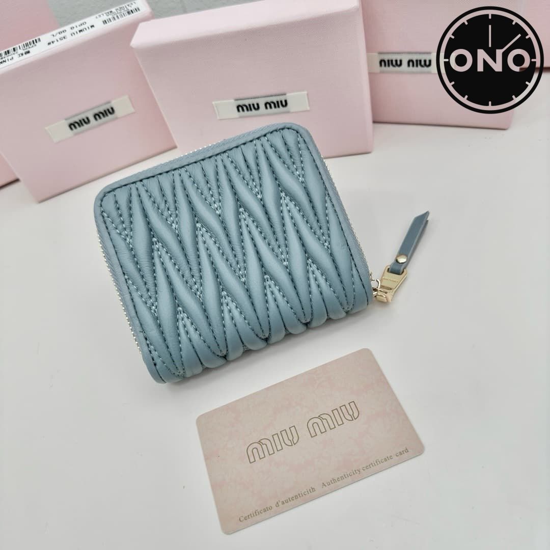 miumiu_wallet_3_2.jpg