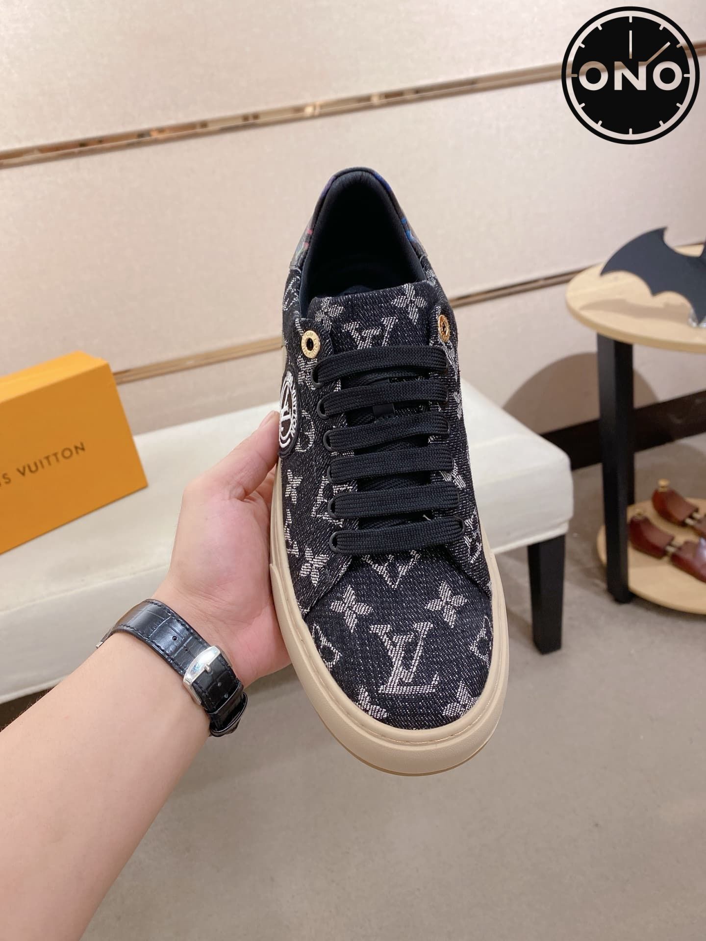lv-casual-shoes_43_1.jpg