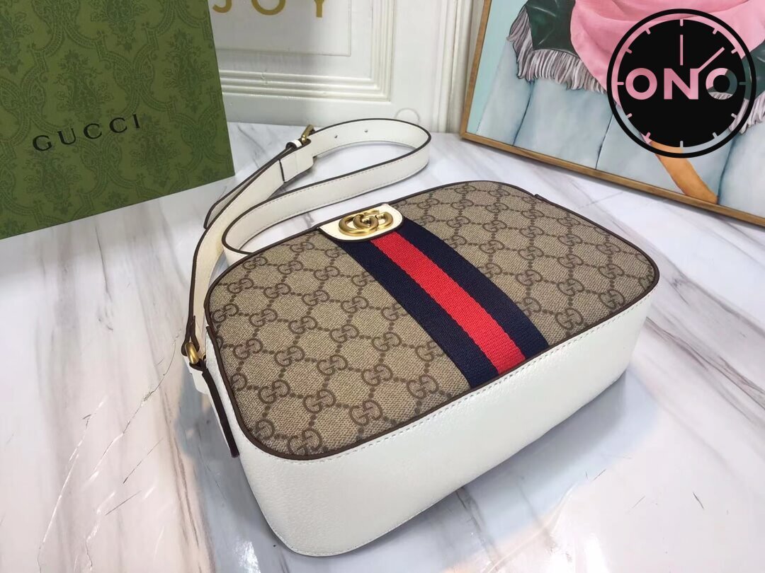 gucci_women_29_5.jpg