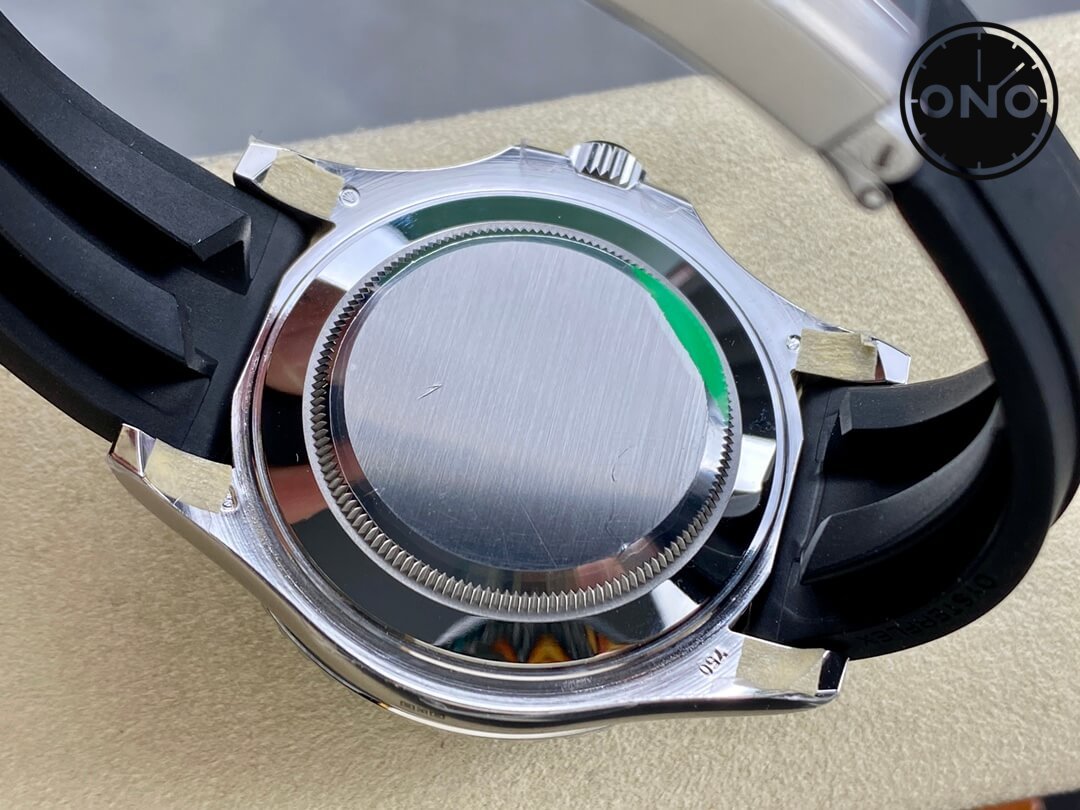 Yacht-Master_21_8.jpg