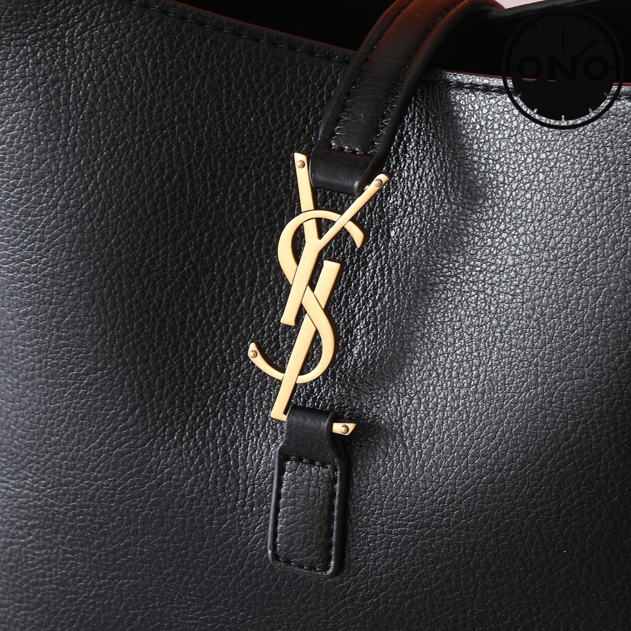ysl_women_58_1.jpg