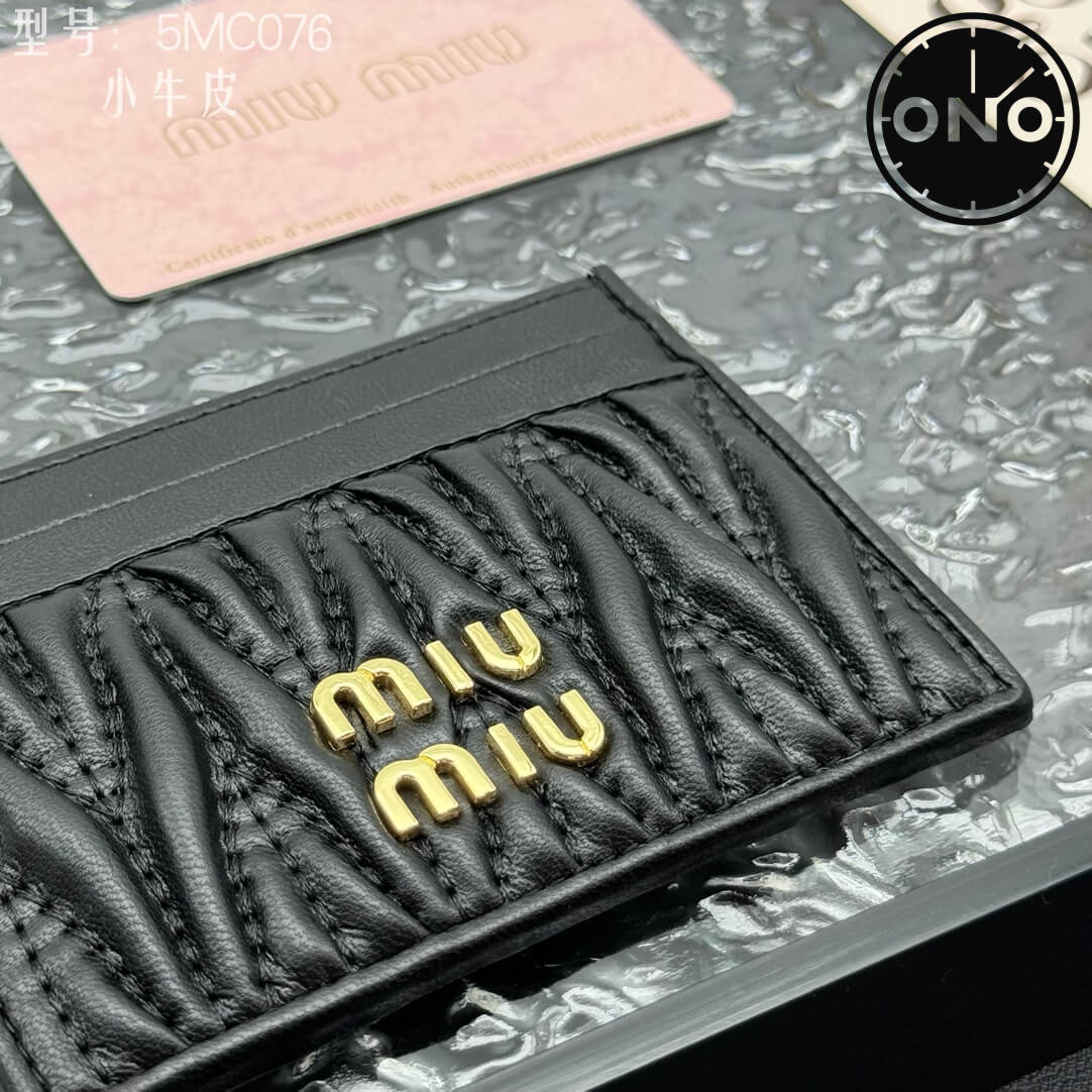 miumiu_women_56_4.jpg