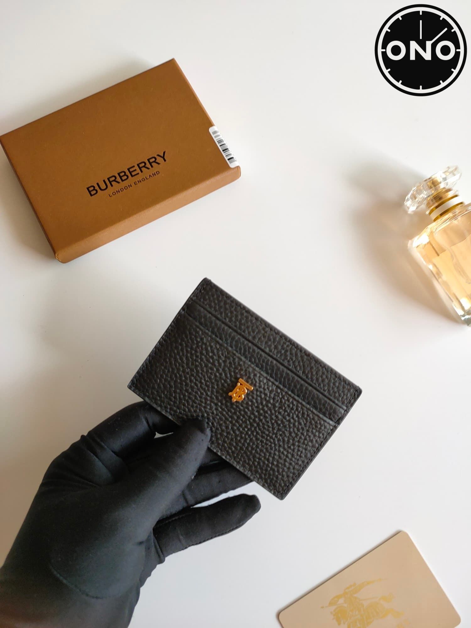 burberry-wallet_14_3.jpg