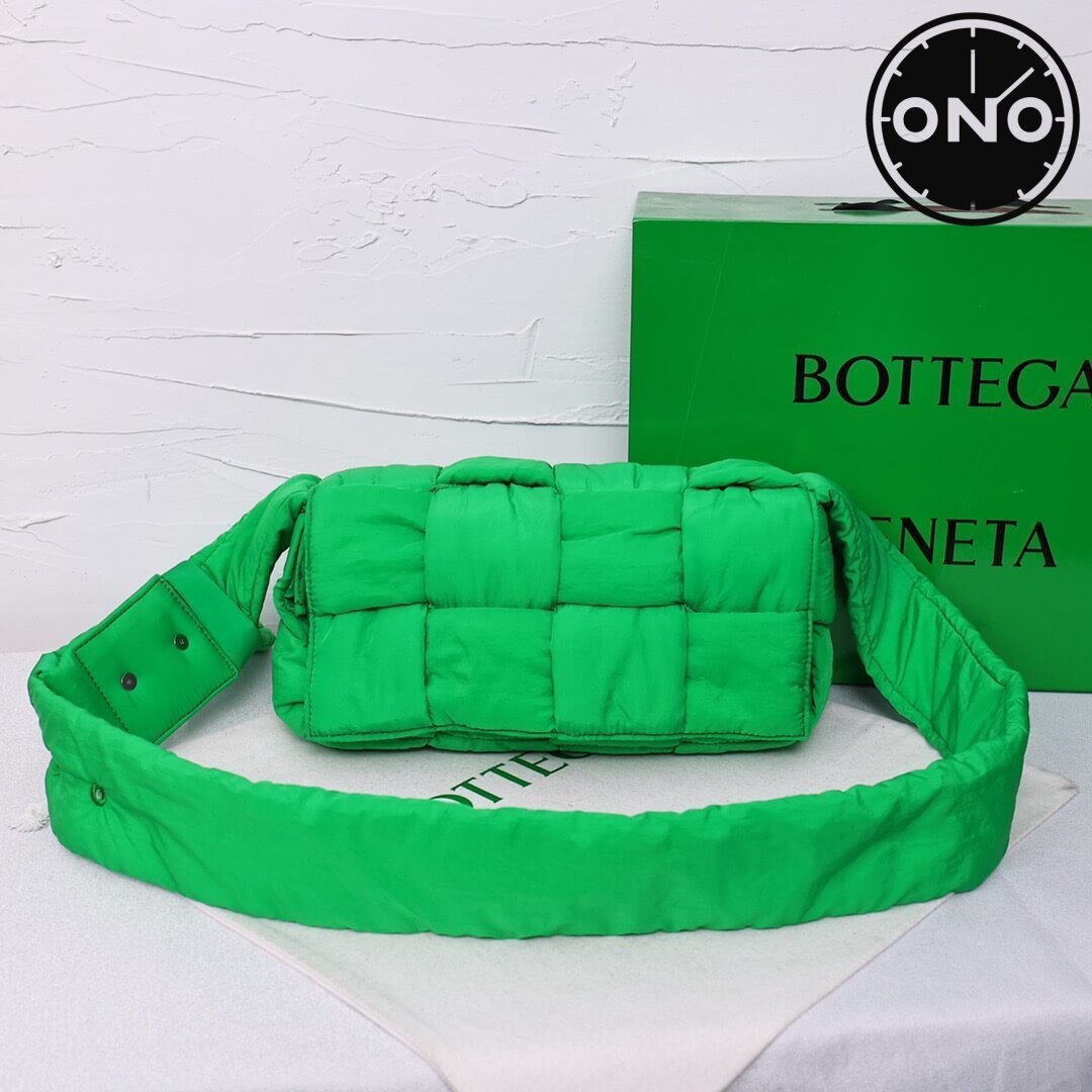 bottega_veneta_women_107_1.jpg