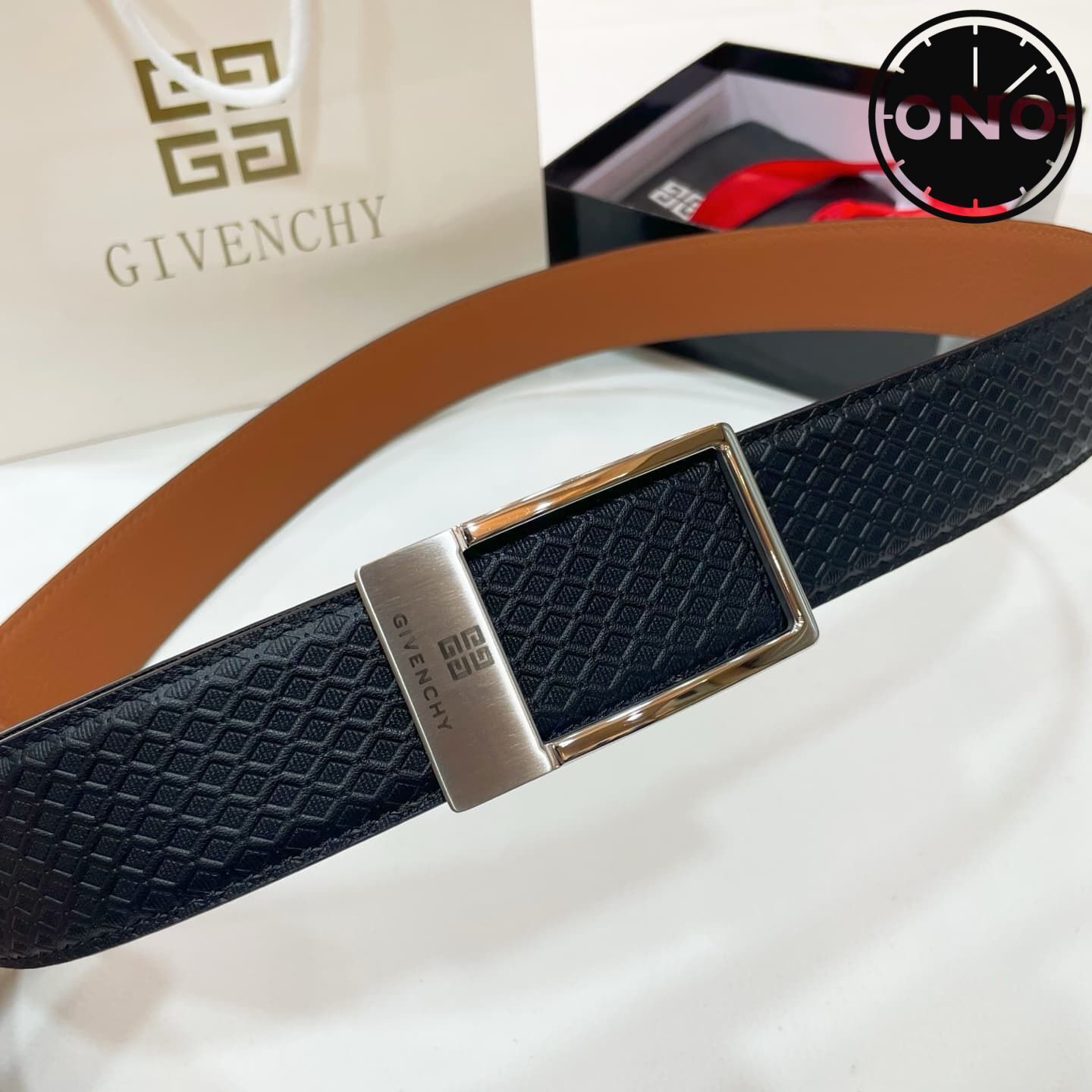 givenchy_belt_1_2.jpg