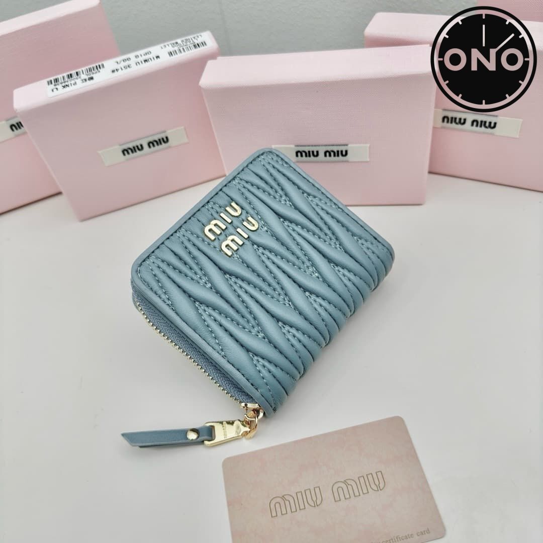 miumiu_wallet_3_1.jpg