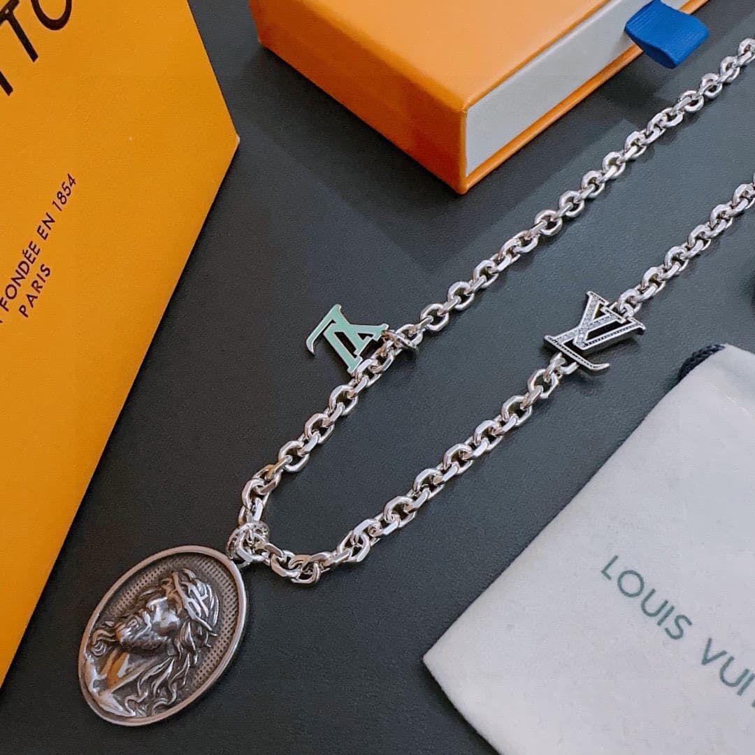 lv-necklace_52_5.jpg