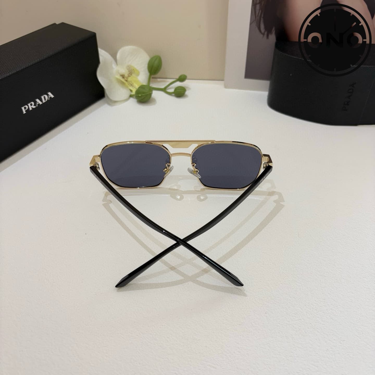 prada-glasses_45_7.jpg