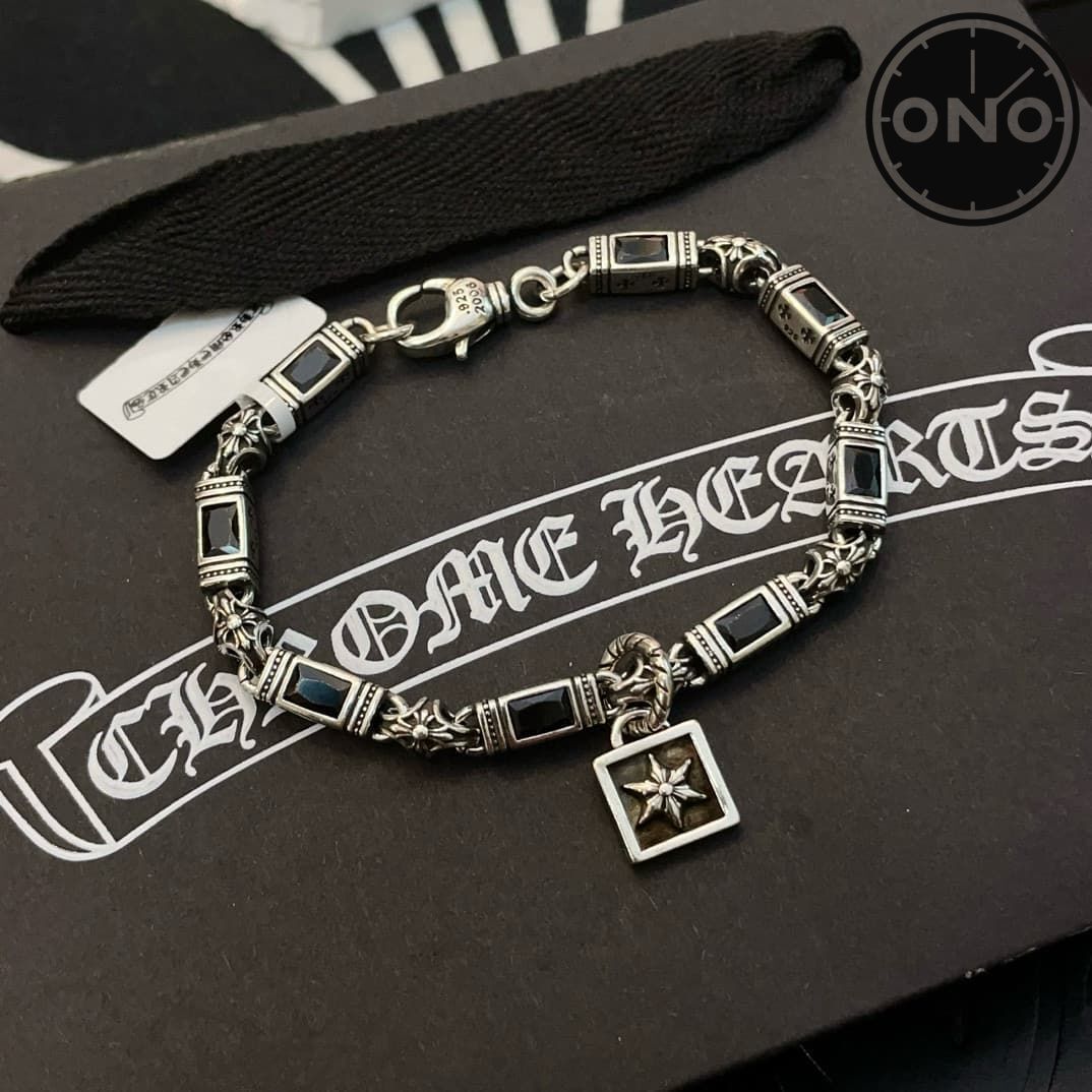 chrome-hearts-bracelet_5_6.jpg
