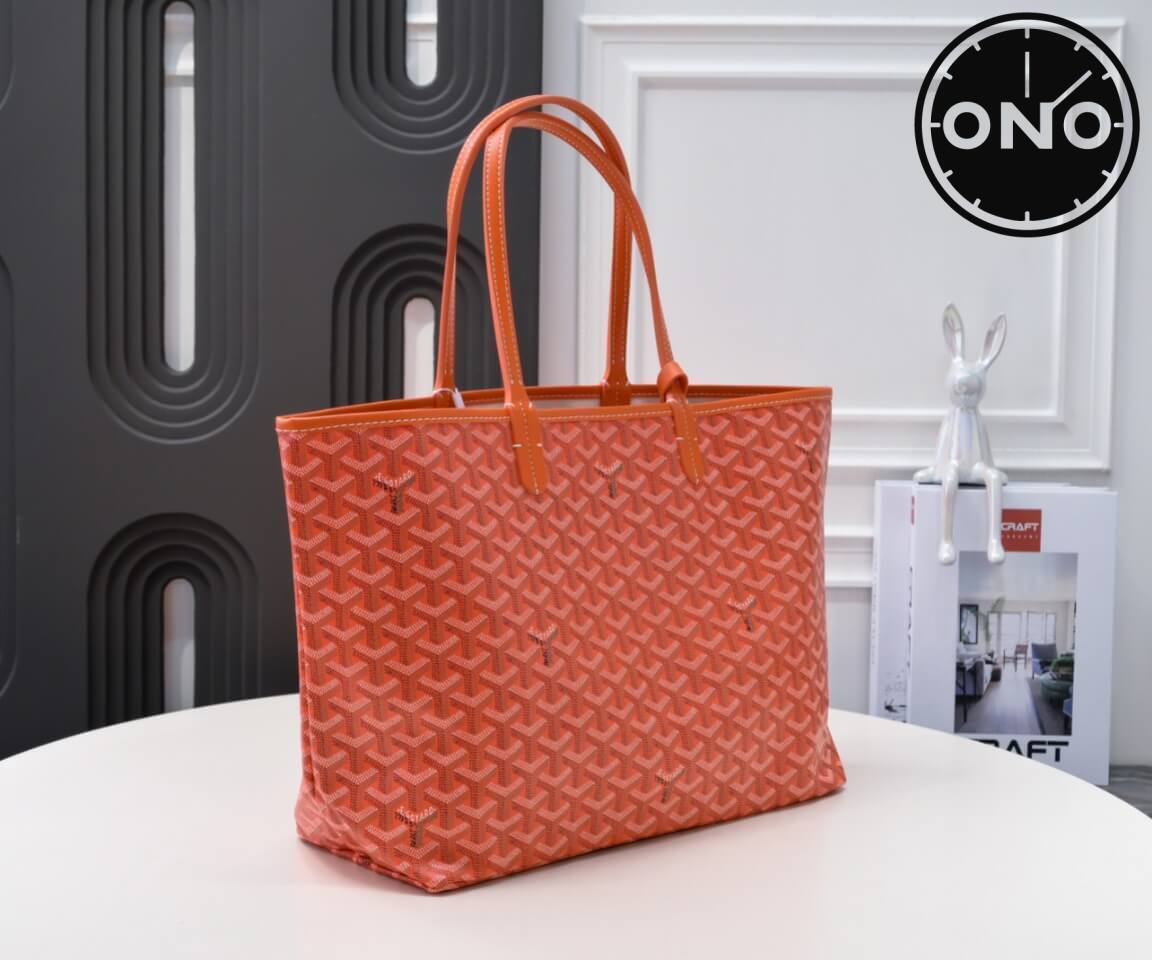 goyard_women_70_2.jpg