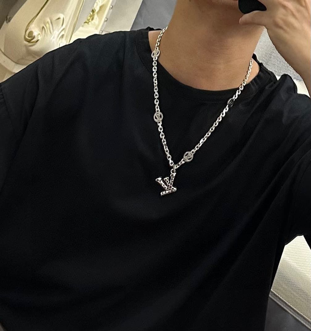 lv-necklace_59_6.jpg