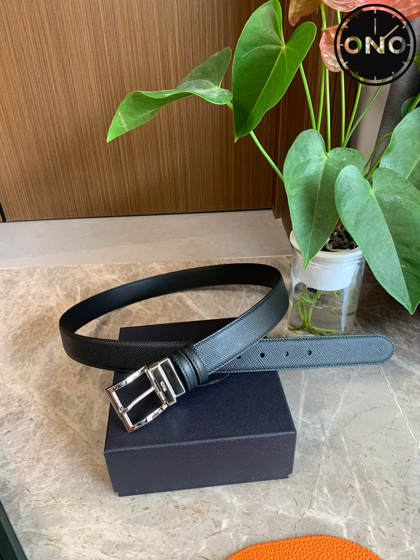 prada_belt_128_1.jpg