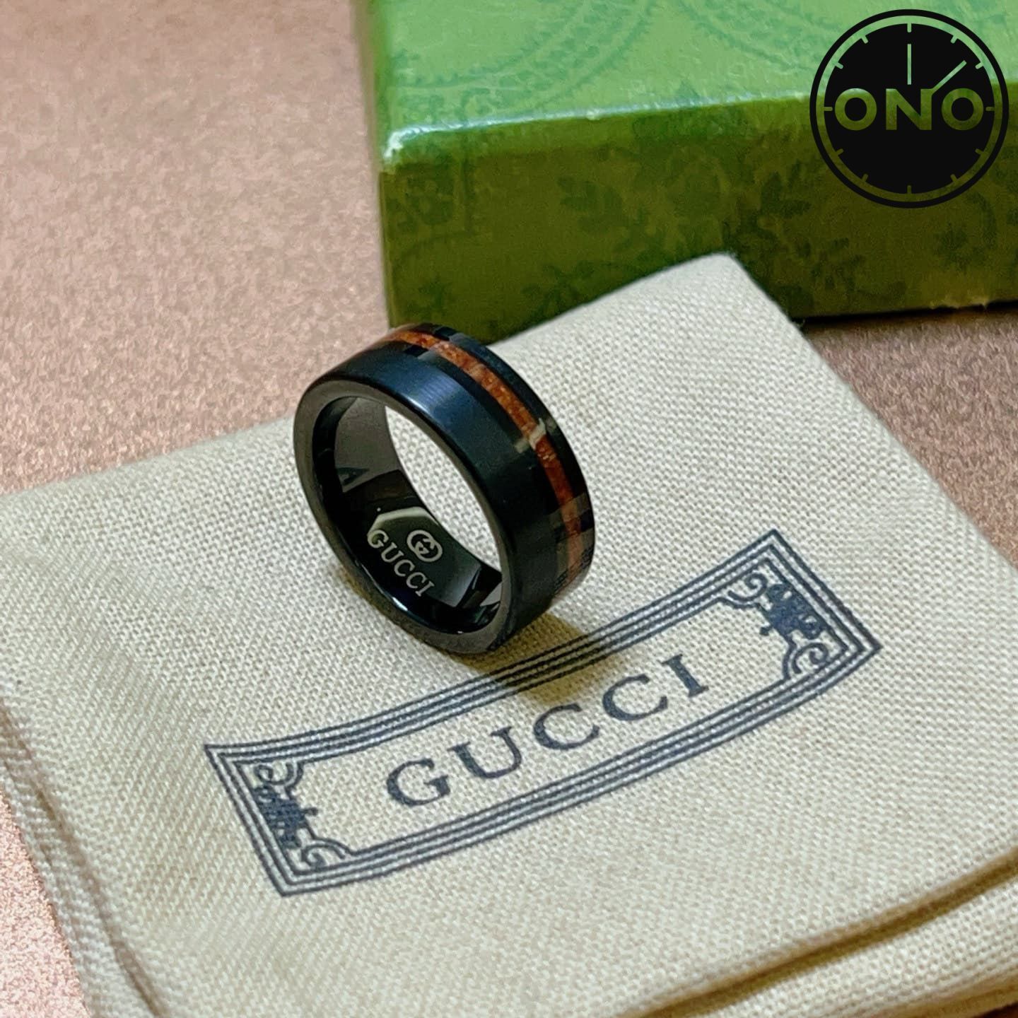 gucci-ring_7_4.jpg