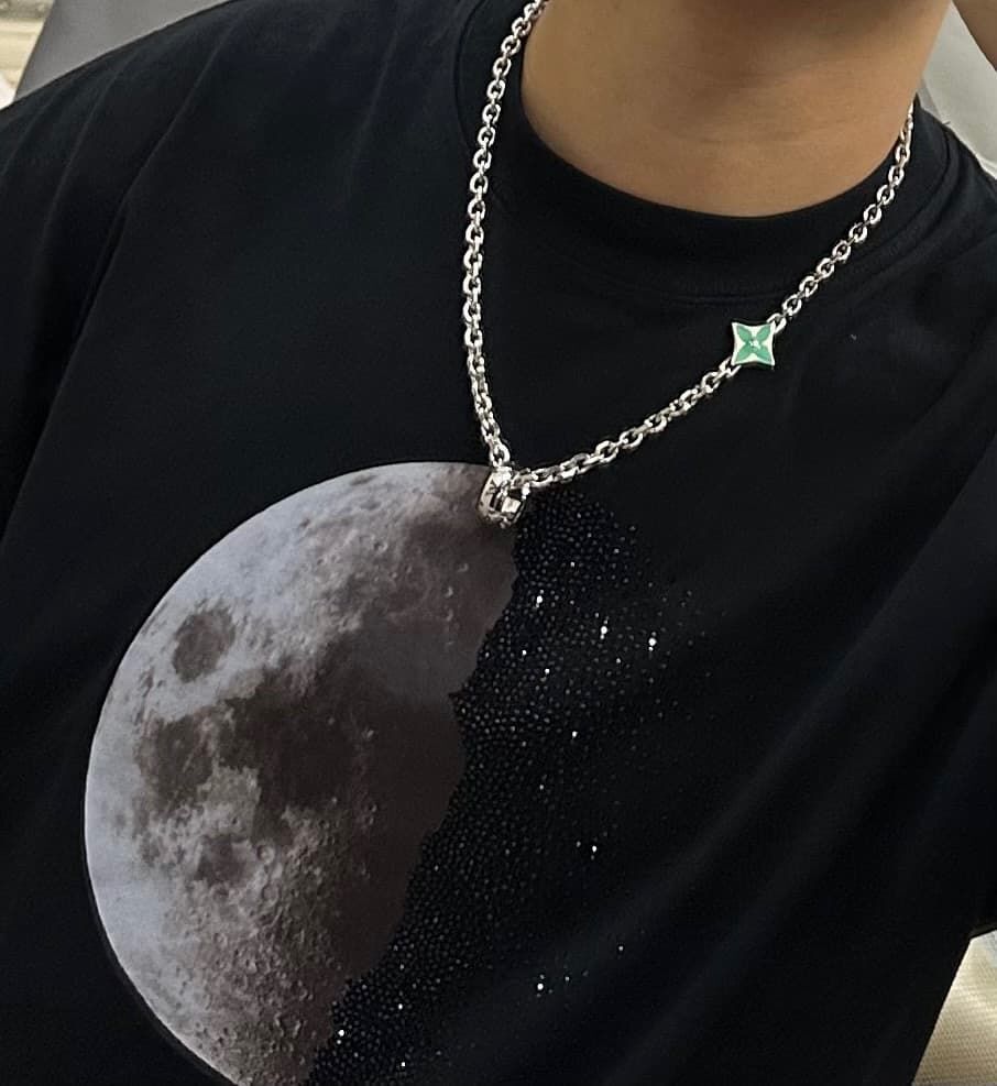 lv-necklace_22_3.jpg